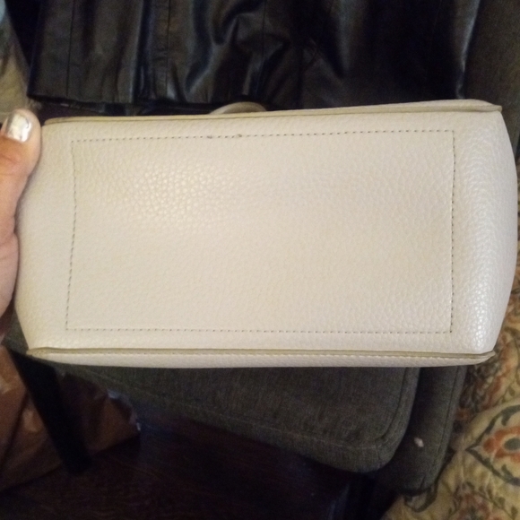 Anne Klein Tote - Picture 12 of 16